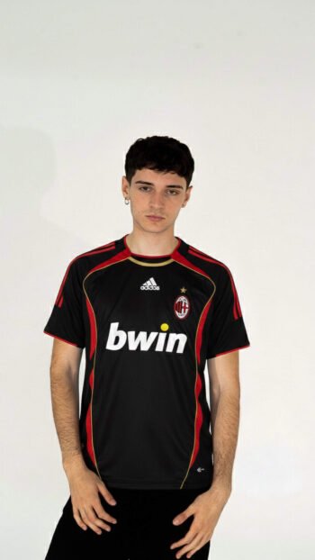 MILAN RETRO KAKÁ